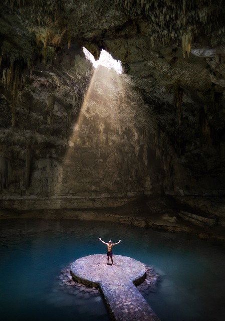 image from Cave of Crystals, Mexico