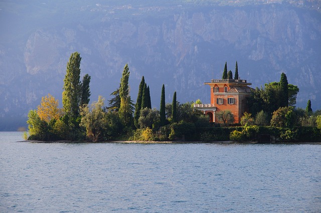 image from Lago Di Garda, Italy