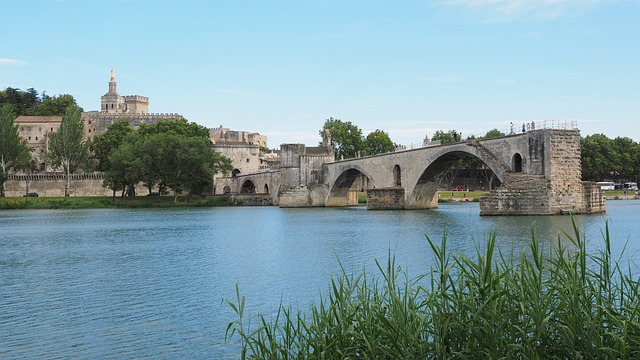 image from Pont Davignon